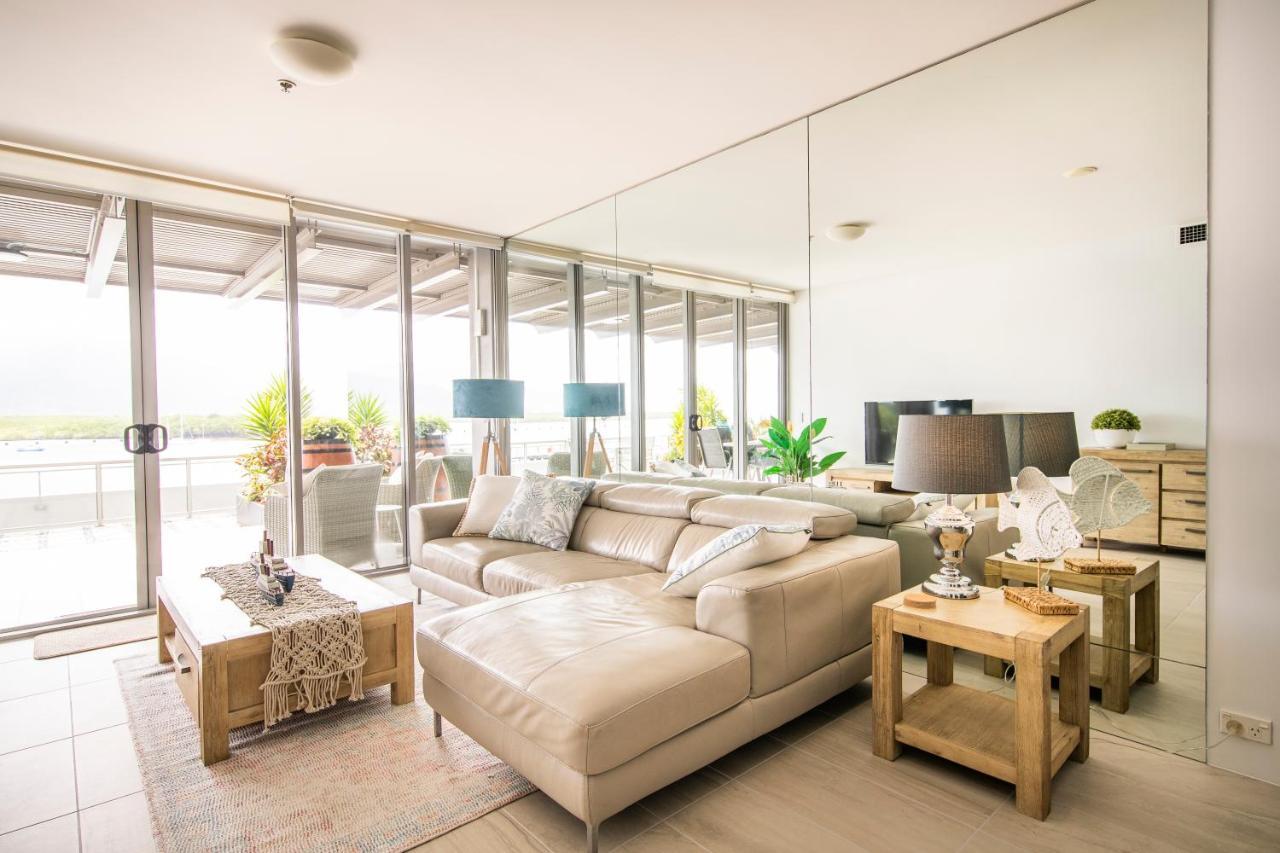 شقة Cairns Waterfront Luxury At Harbourlights المظهر الخارجي الصورة